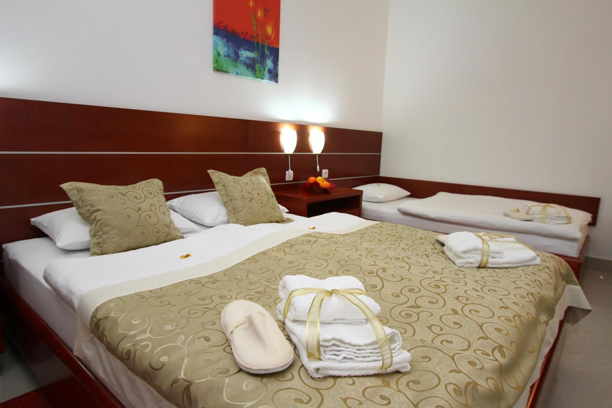 Guesthouse Villa Inn Szabadka Kültér fotó